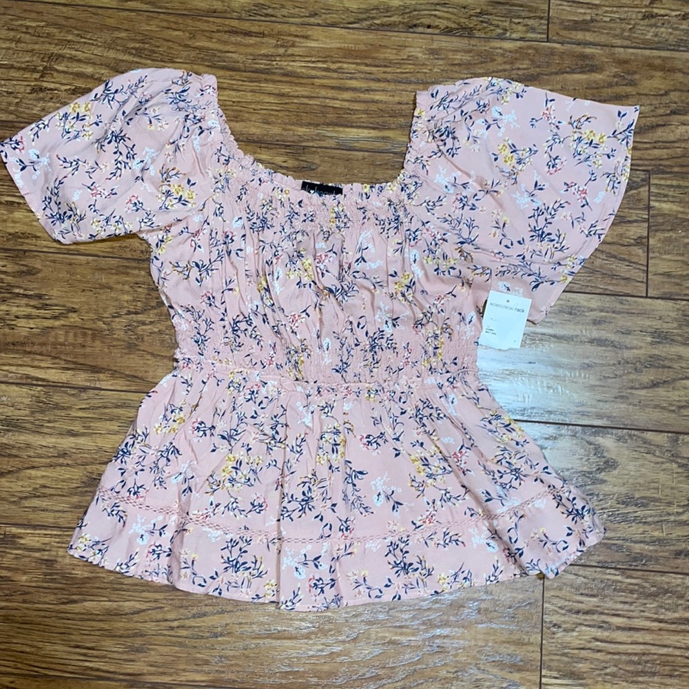 Cute ladies Top